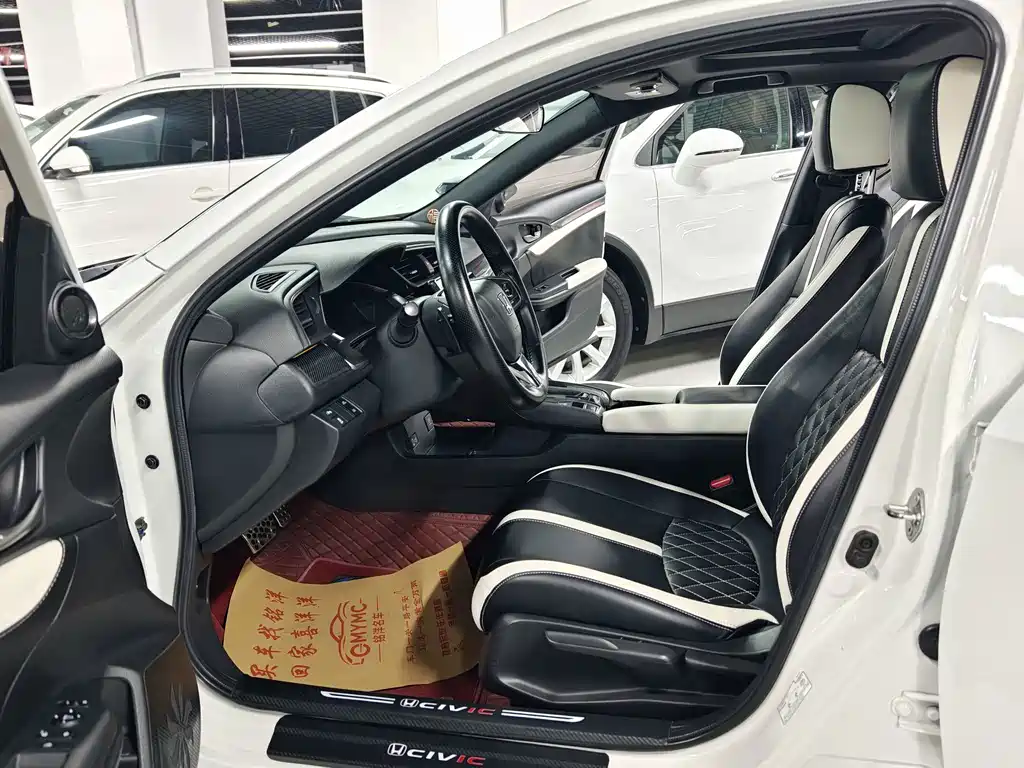 Honda Civic — миниатюра 5