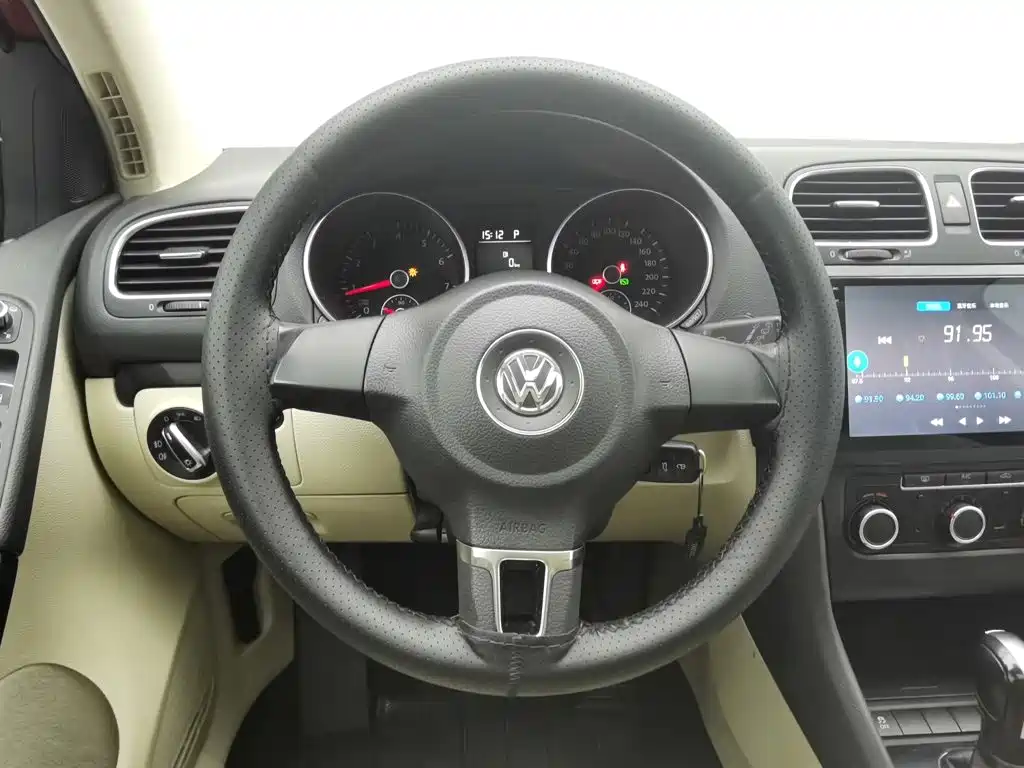 Volkswagen Golf — миниатюра 11