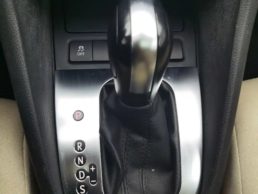 Volkswagen Golf — миниатюра 13