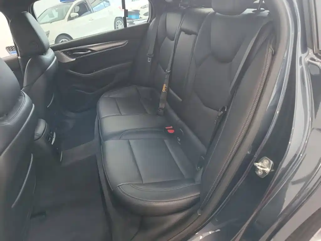 Cadillac CT5 — миниатюра 22