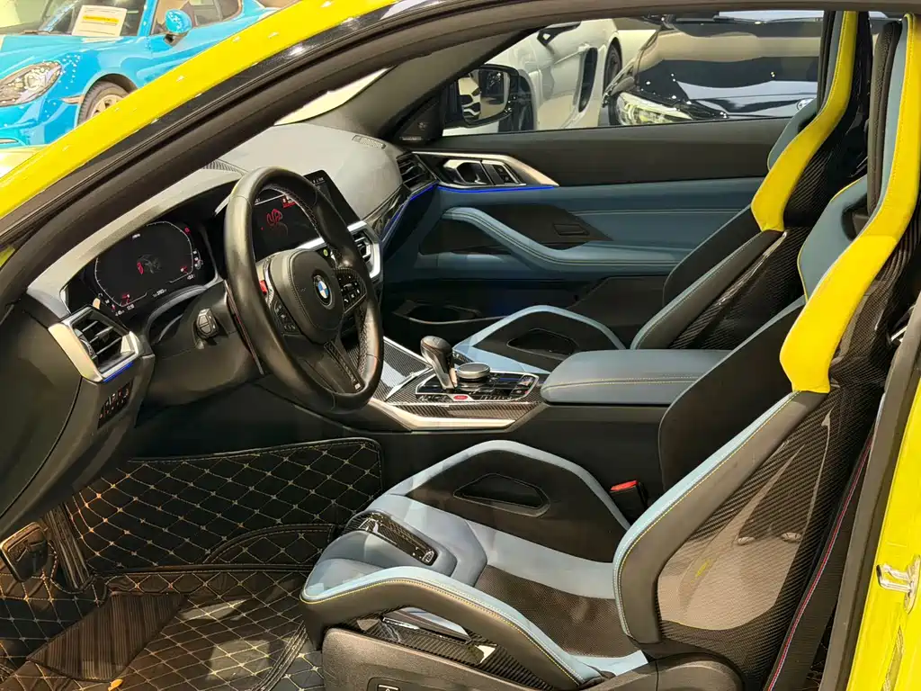 BMW M4 — миниатюра 7
