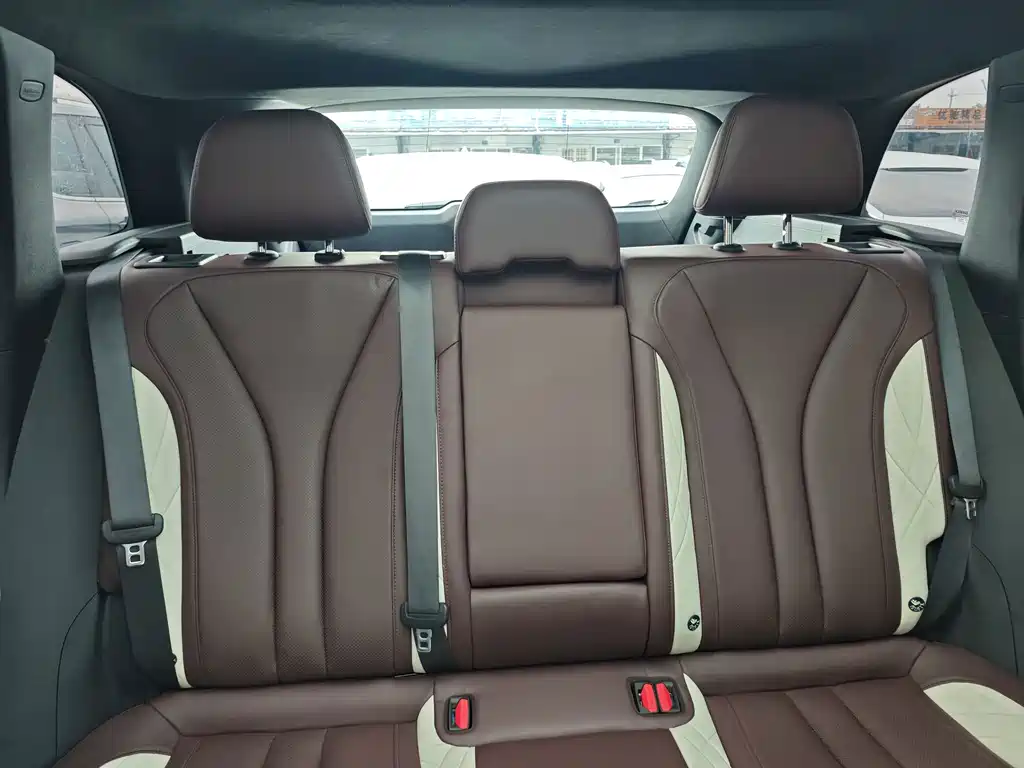 Geely Xingyue L — миниатюра 10
