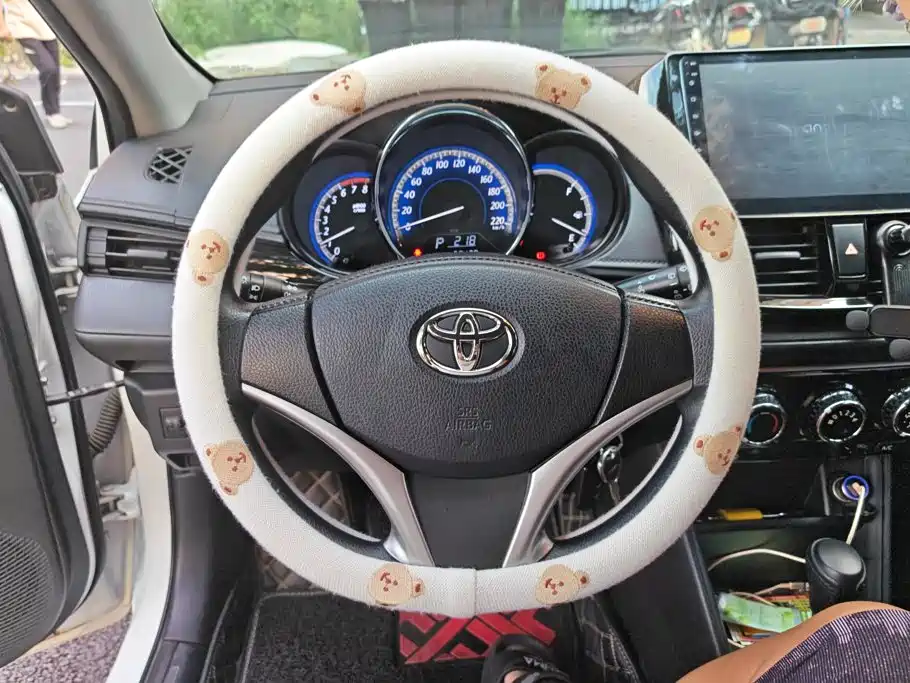 Toyota Yaris L — миниатюра 15