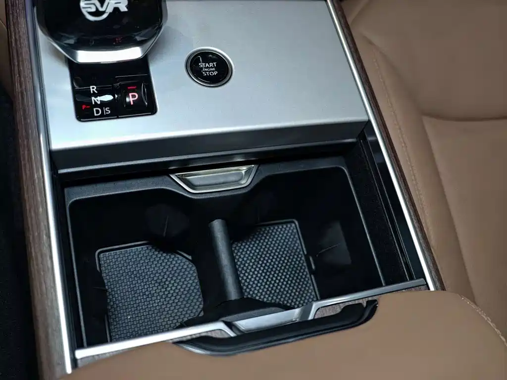 Land Rover Range Rover — миниатюра 33