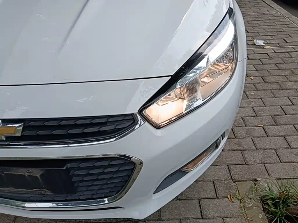 Chevrolet Cruze — миниатюра 24