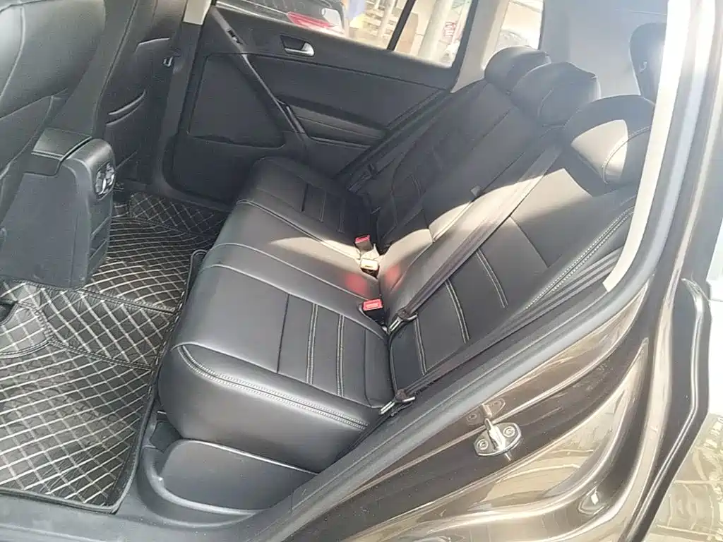 Volkswagen Tiguan — миниатюра 17