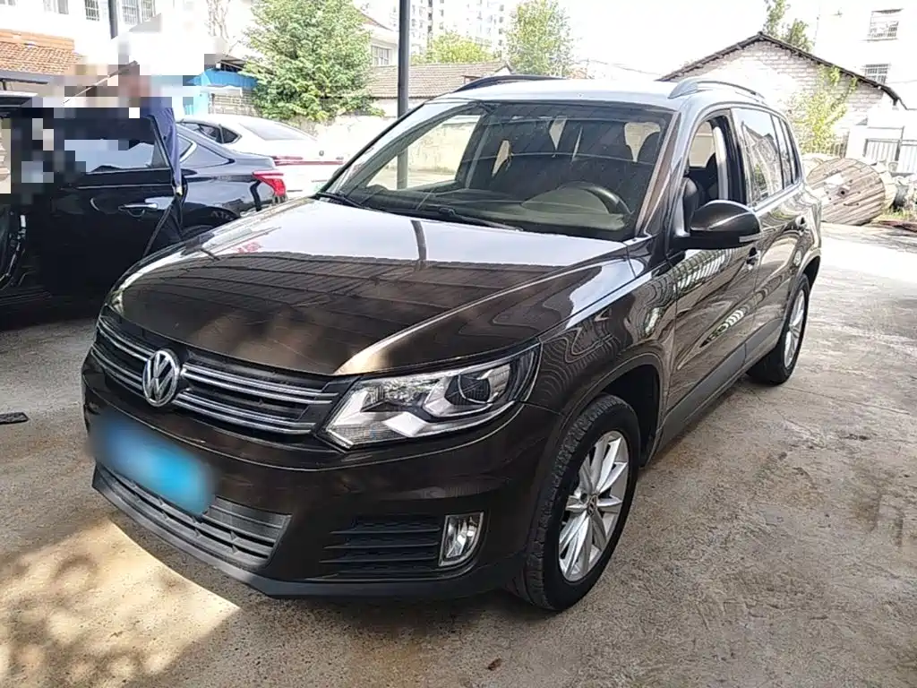 Volkswagen Tiguan — миниатюра 2