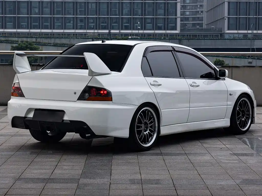 Mitsubishi Lancer — миниатюра 4