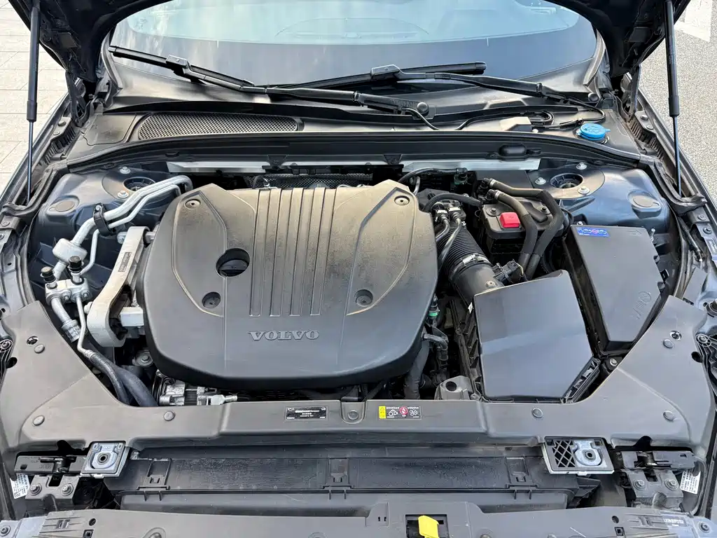 Volvo S60 — миниатюра 6