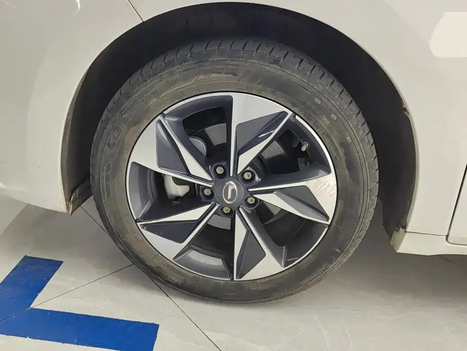 GAC Motor Trumpchi M6 — миниатюра 6