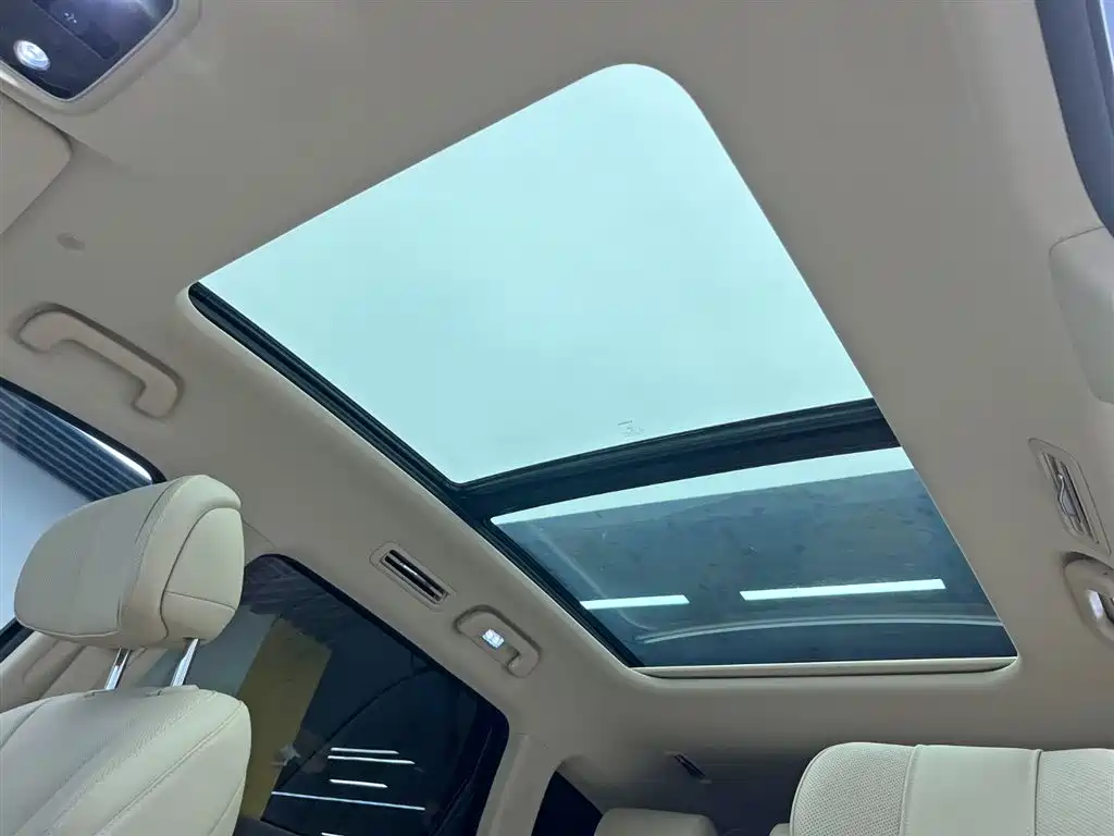 AITO ASK THE WORLD M7