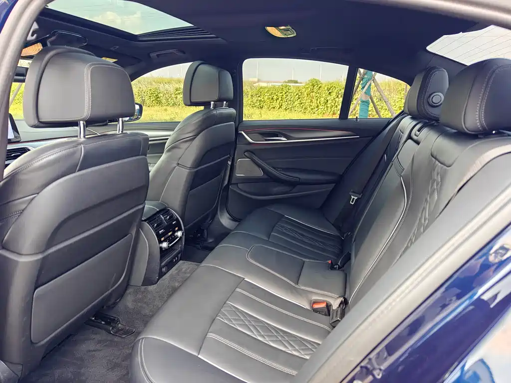 BMW 5 Series (Import) 540i Elegant Edition M Sport Package, фото 16