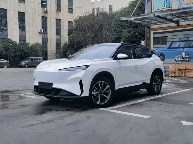 SHOW THE WORLD SHOW BOUNDARY 06 2025