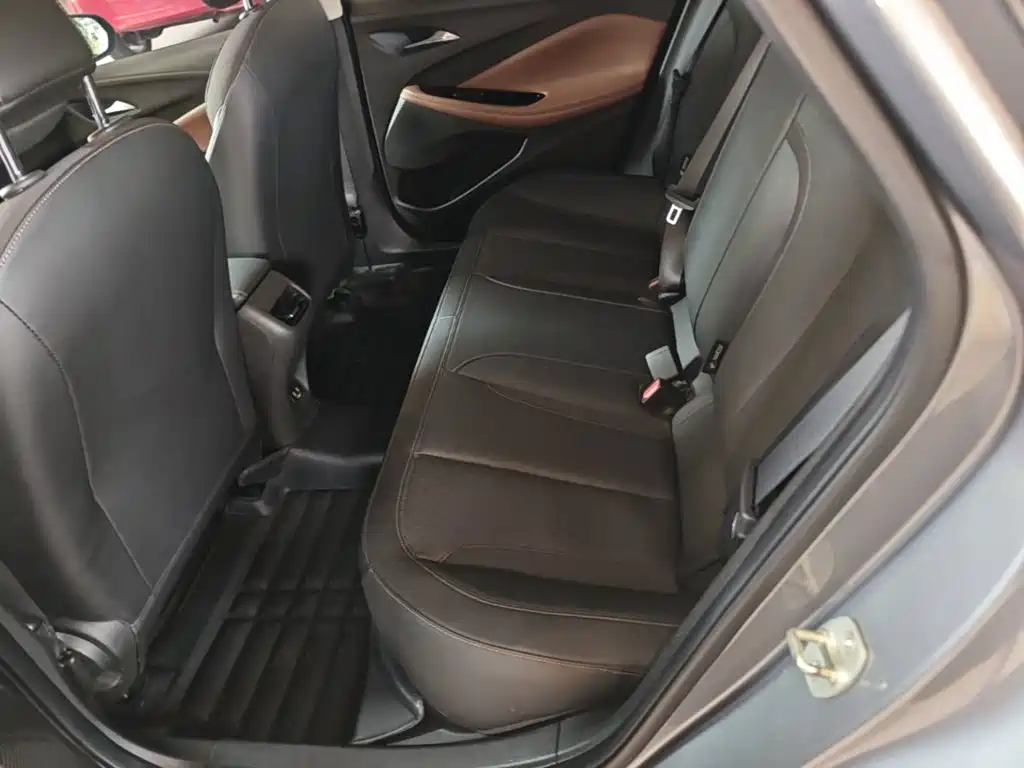 Buick Verano — миниатюра 17