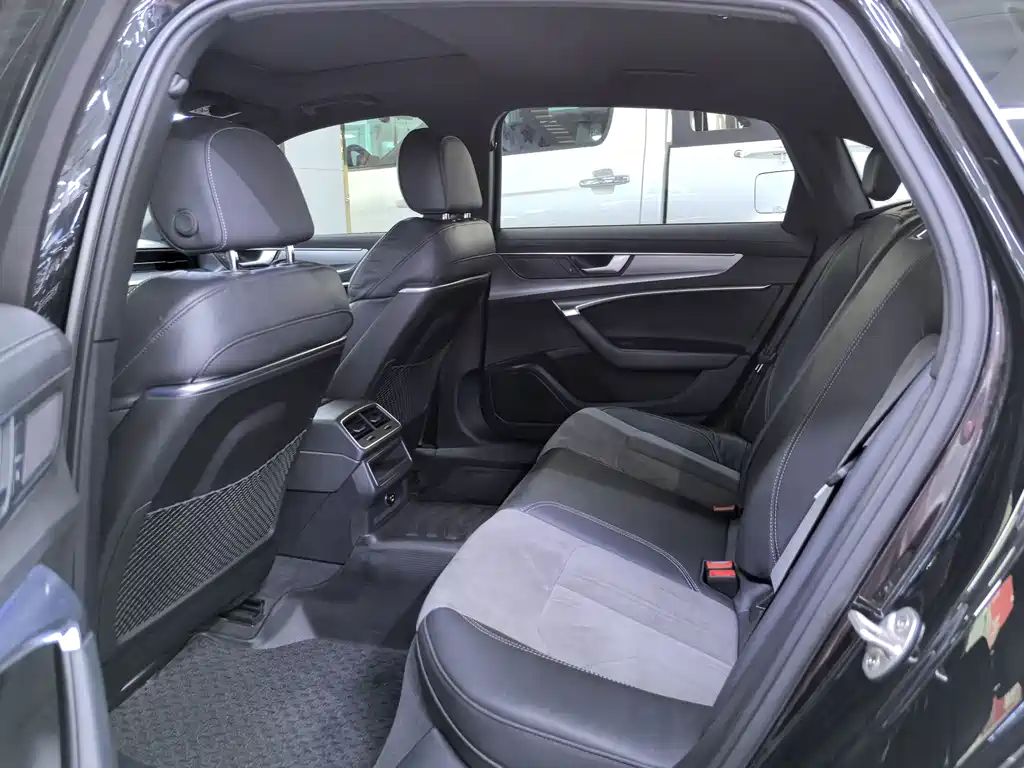 Audi A6L 2020 40 TFSI Luxury
