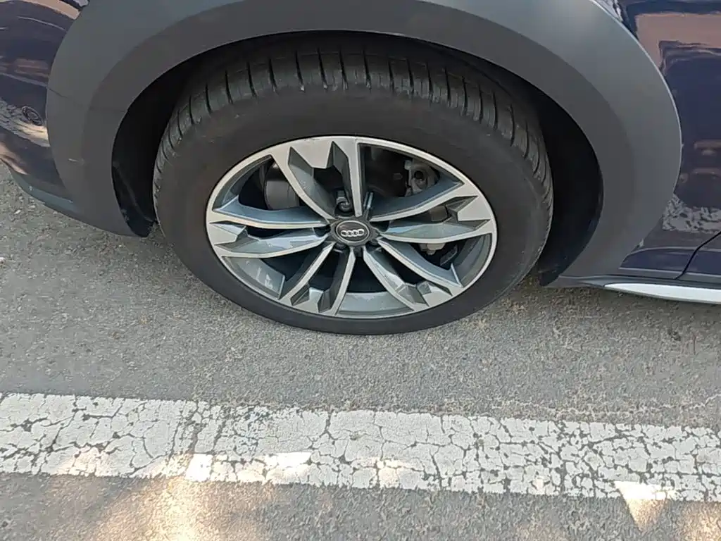 Audi A4 (Import) — миниатюра 23