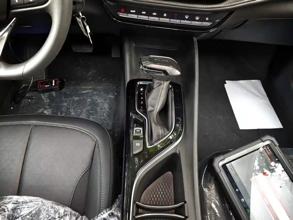 Buick Verano — миниатюра 14