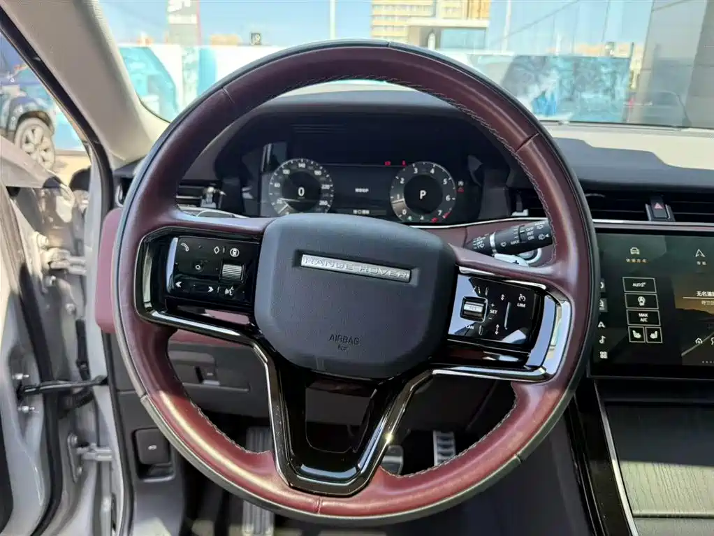 Land Rover Evoque — миниатюра 10