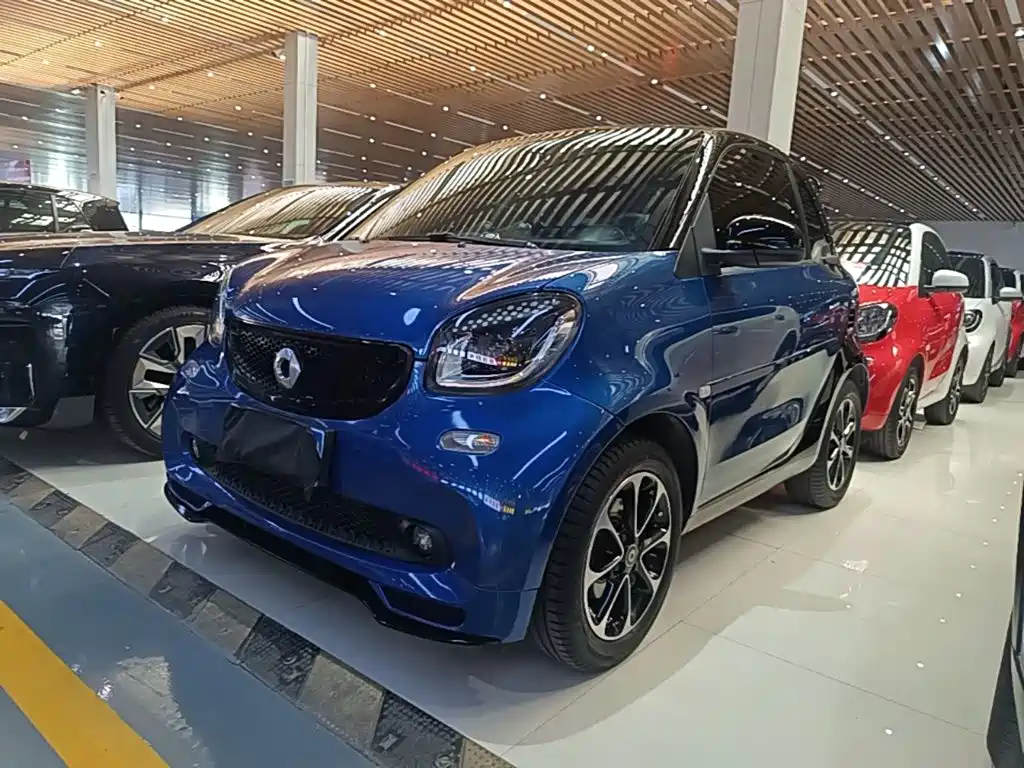 smart Smart Fortwo — миниатюра 2