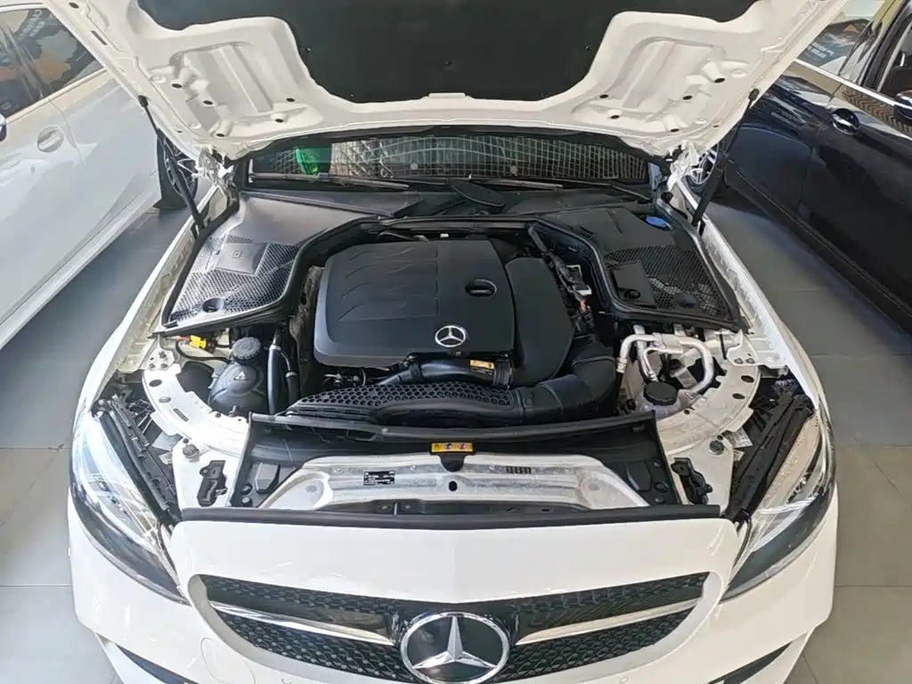 Mercedes-Benz C-Class — миниатюра 20