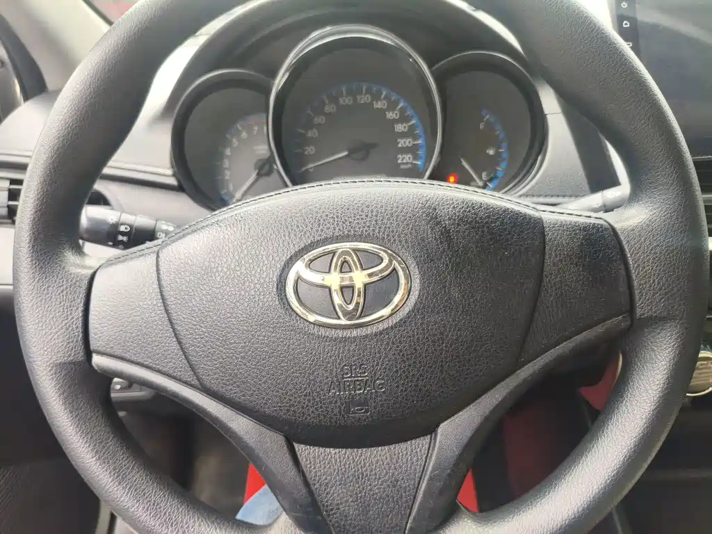 Toyota Vios FS — миниатюра 10