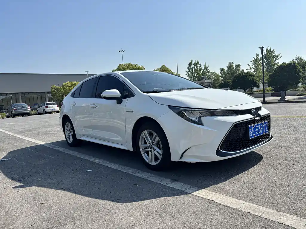 Toyota Corolla Levin 2022 1.8H E-CVT Luxury
