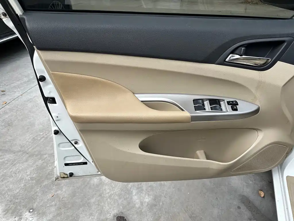 BYD F3 — миниатюра 4