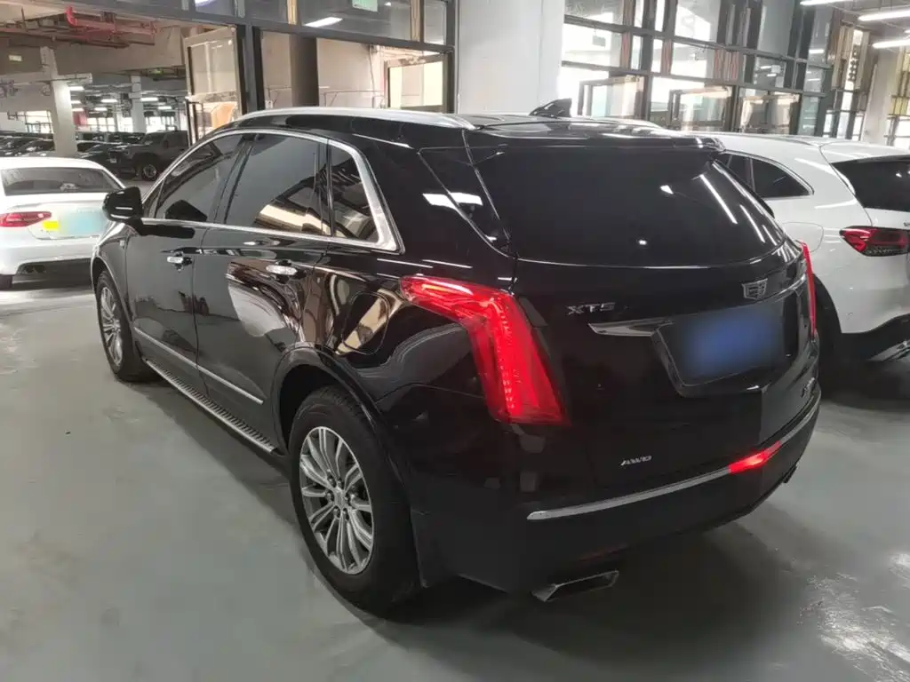 Cadillac XT5 — миниатюра 5