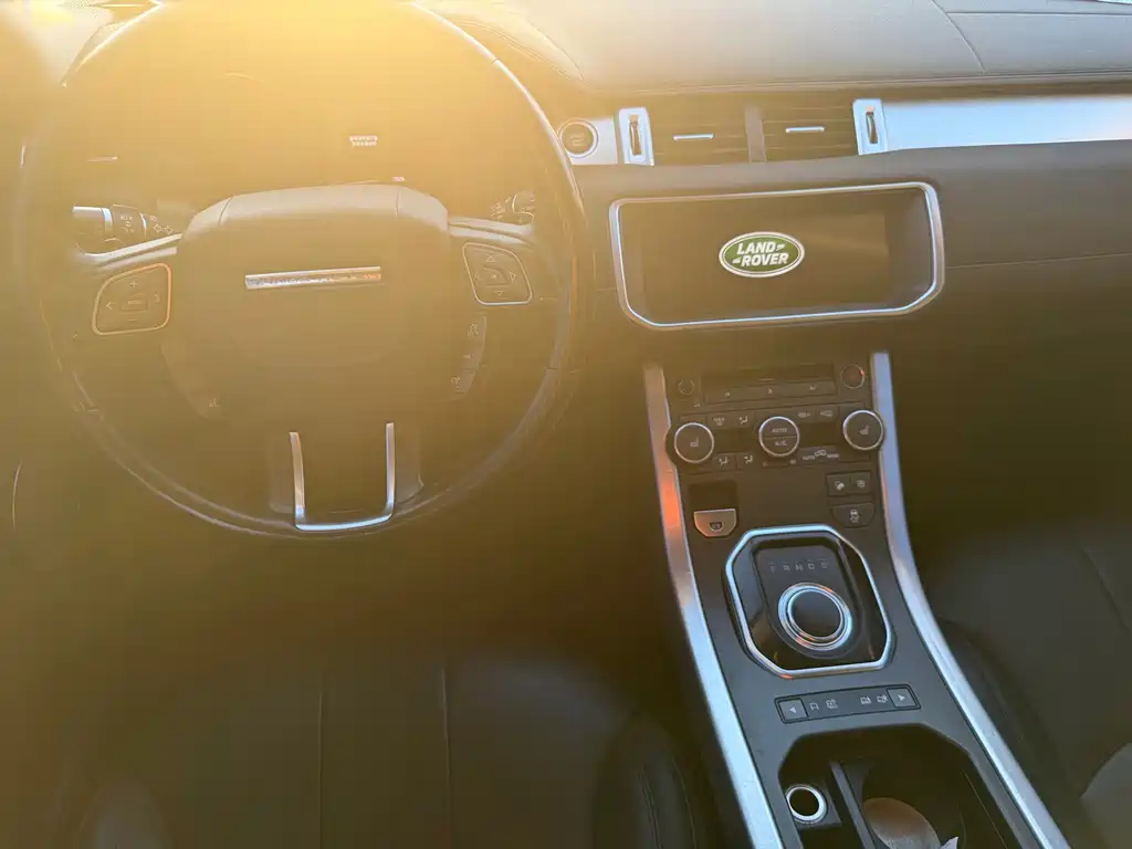 Land Rover Evoque — миниатюра 7