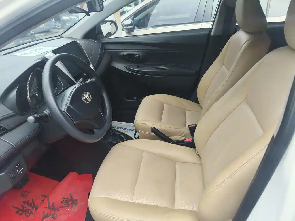 Toyota Vios FS — миниатюра 6