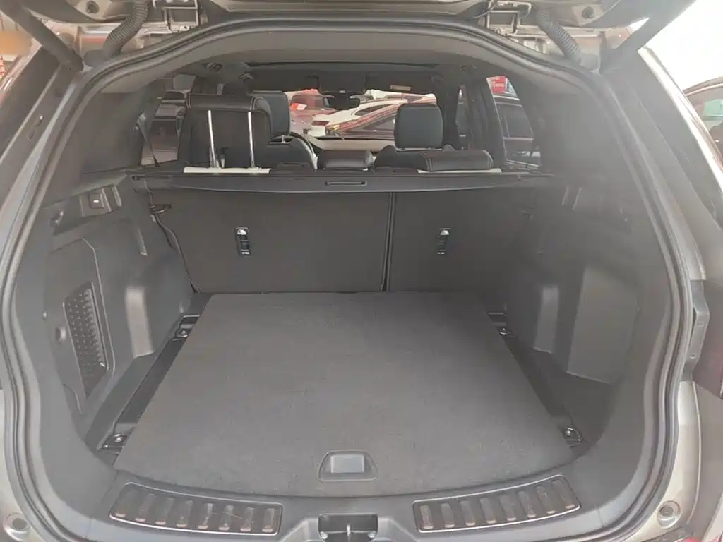 Land Rover Discovery Sport — миниатюра 19