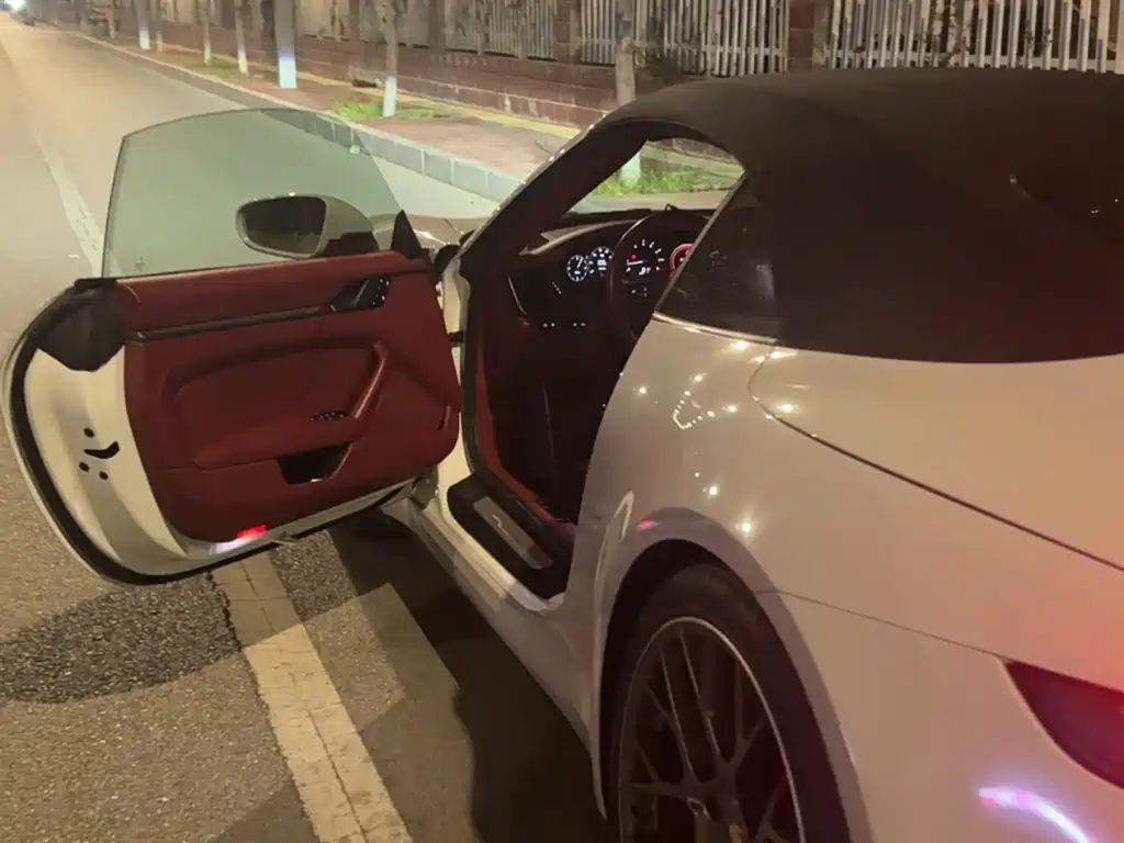 Porsche 911 2020 Carrera Cabriolet 3.0T