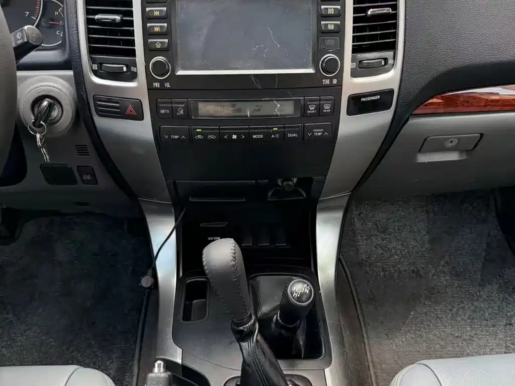 Toyota Prado (Import) — миниатюра 14