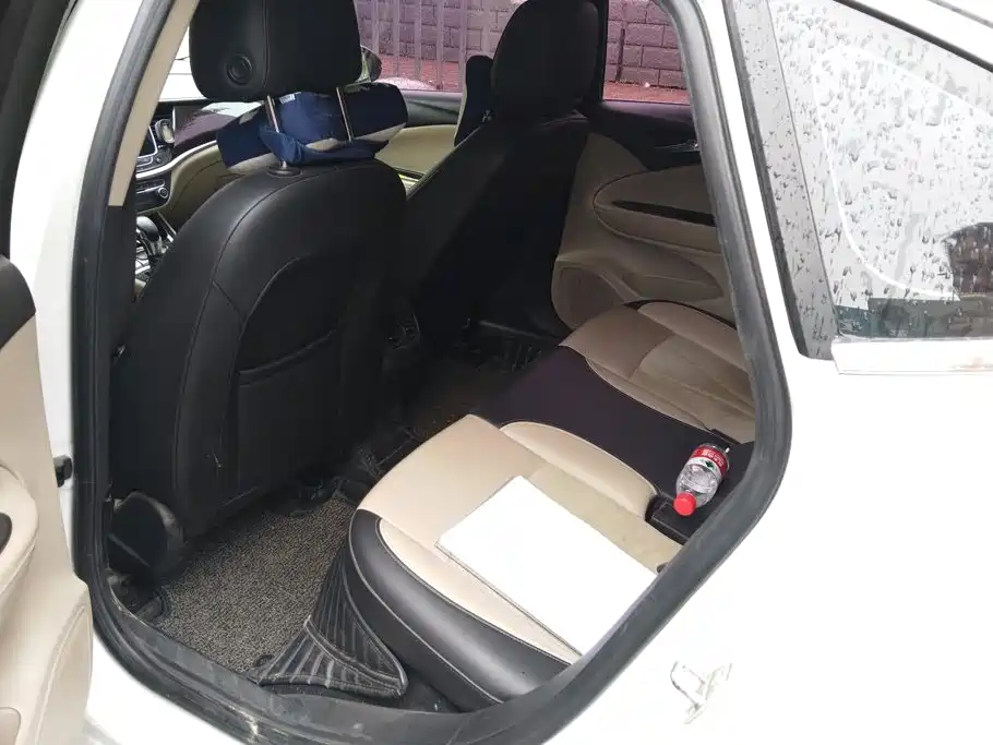 Buick Verano — миниатюра 11