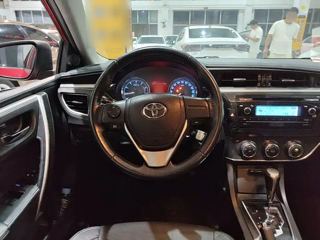 Toyota Corolla — миниатюра 11