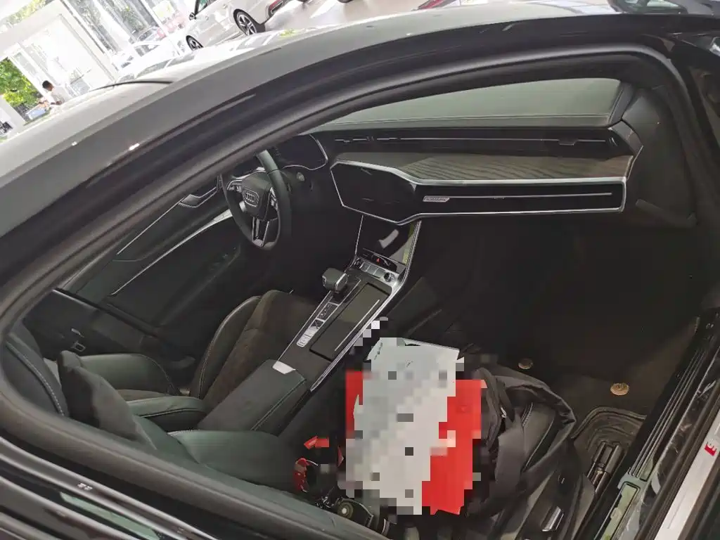 Audi A6L — миниатюра 9