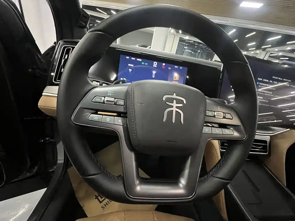 BYD L DM-i — миниатюра 15