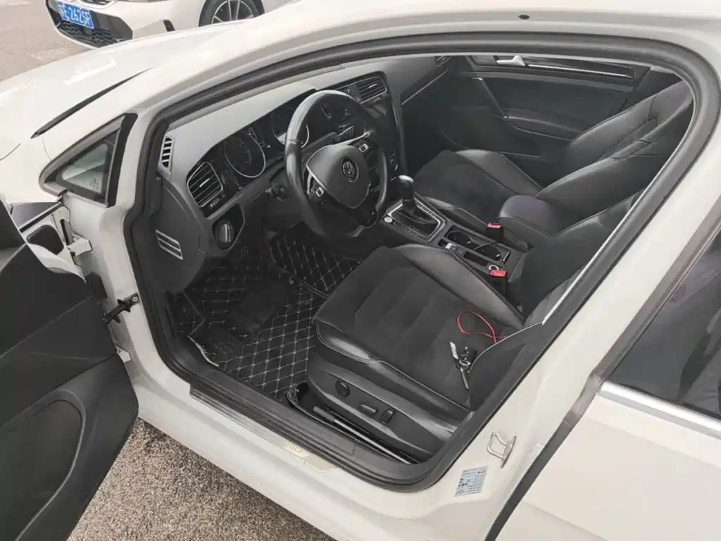 Volkswagen Golf — миниатюра 16