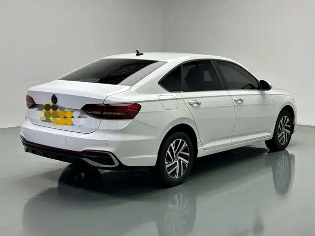 Volkswagen Lavida — миниатюра 13