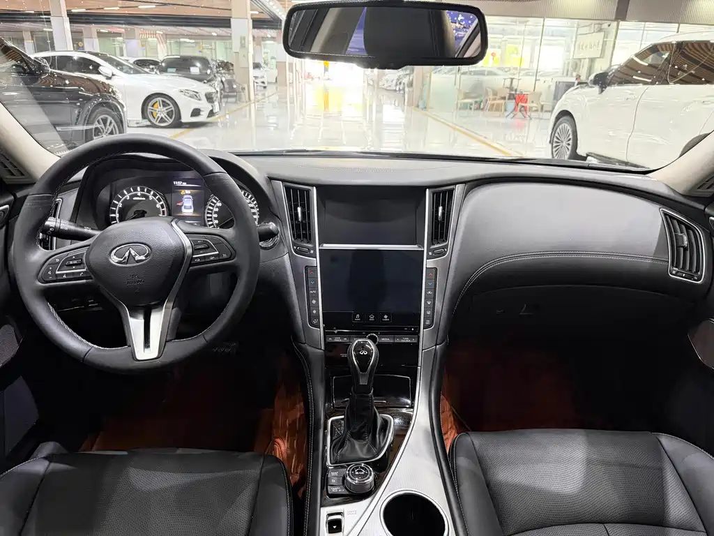 Infiniti Q50L — миниатюра 9