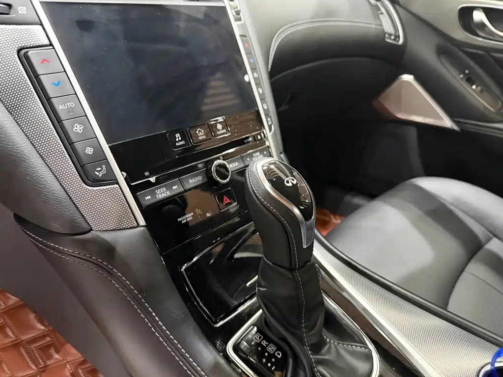Infiniti Q50L — миниатюра 11