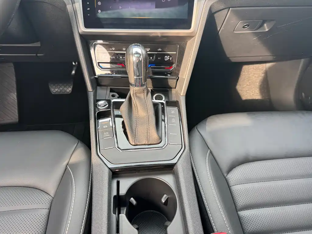 Volkswagen Lamando — миниатюра 12