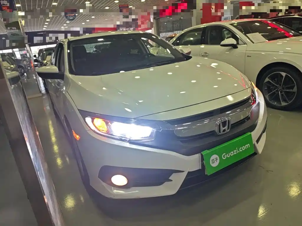 Honda Civic — миниатюра 4