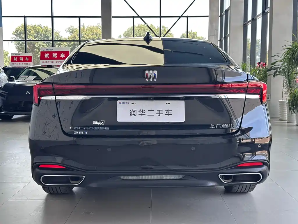 Buick LaCrosse 2023 28T
