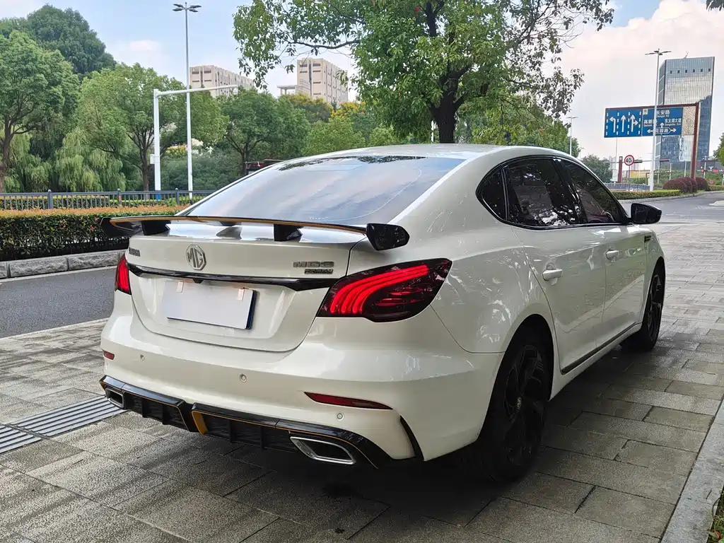 MG MG6 — миниатюра 4