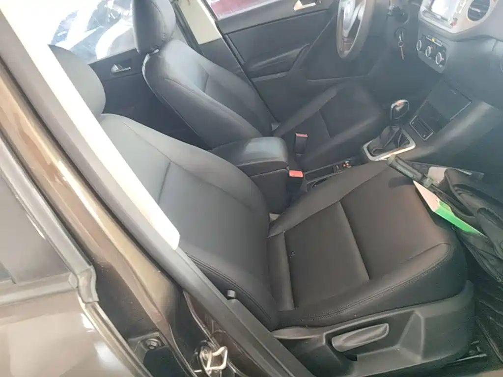 Volkswagen Tiguan — миниатюра 25