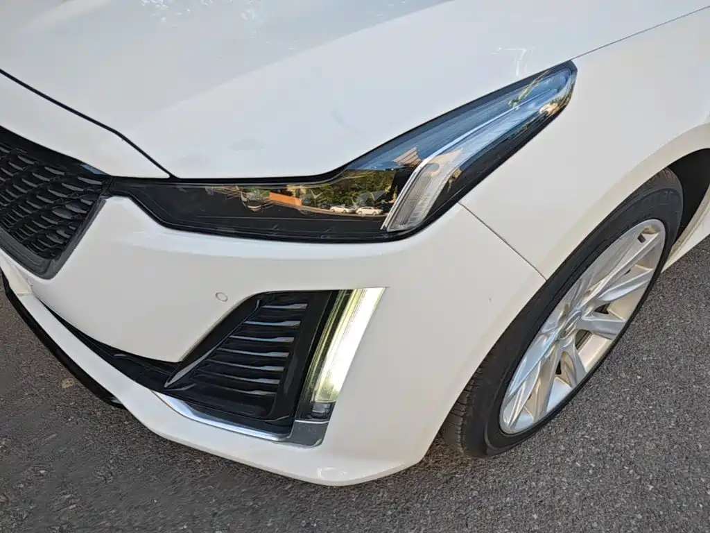 Cadillac CT5 — миниатюра 24