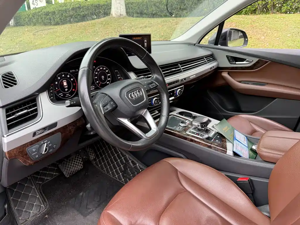 Audi Q7 — миниатюра 7