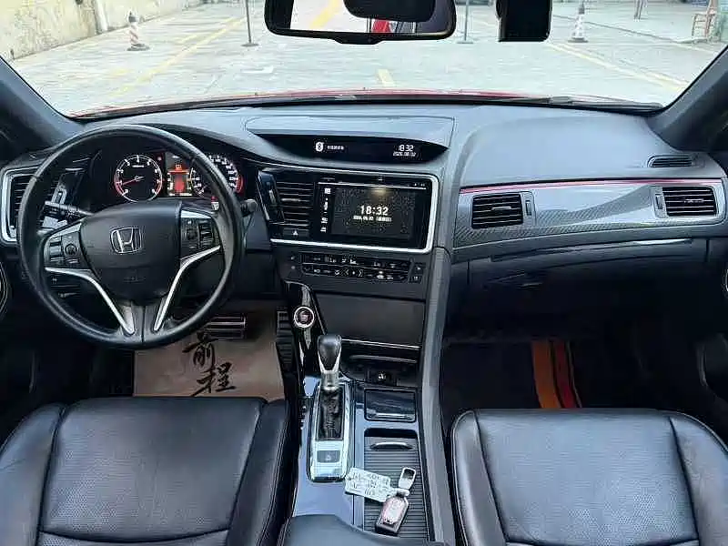 Honda Spirior — миниатюра 5