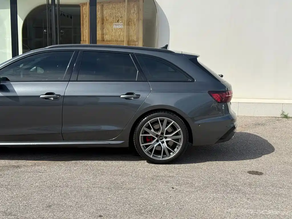 Audi S4 — миниатюра 6
